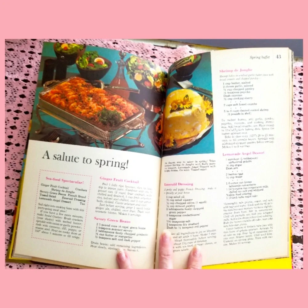 Better Homes And Gardens vintage mcm